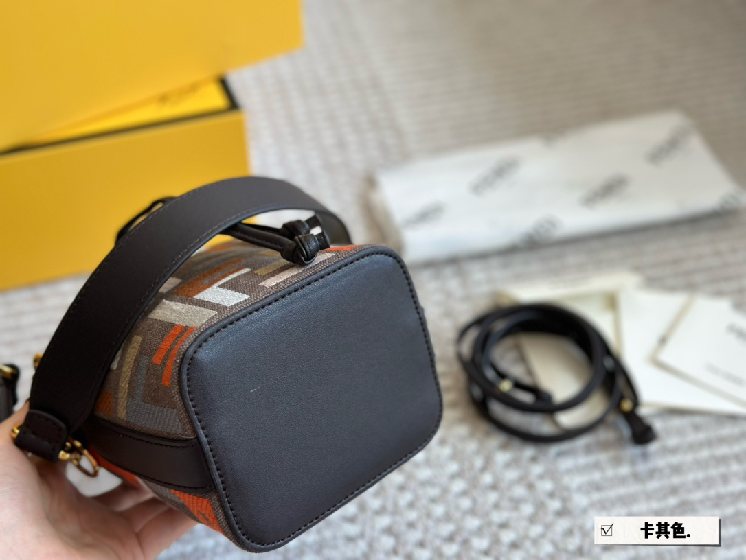 F**di Mon Tresor Small Bucket Bag Size: 14*22cm