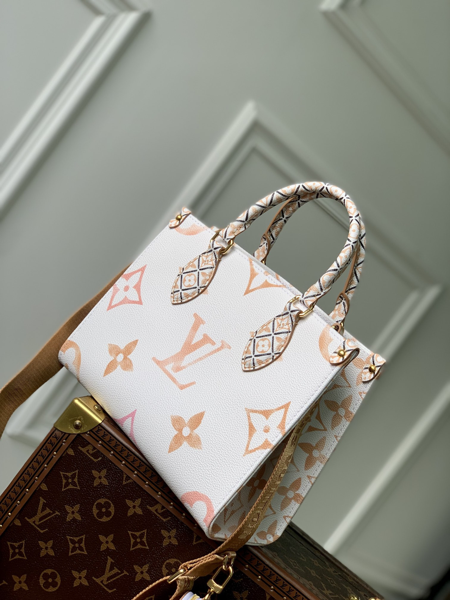 L0vis Vvtt0n Onthego Bag