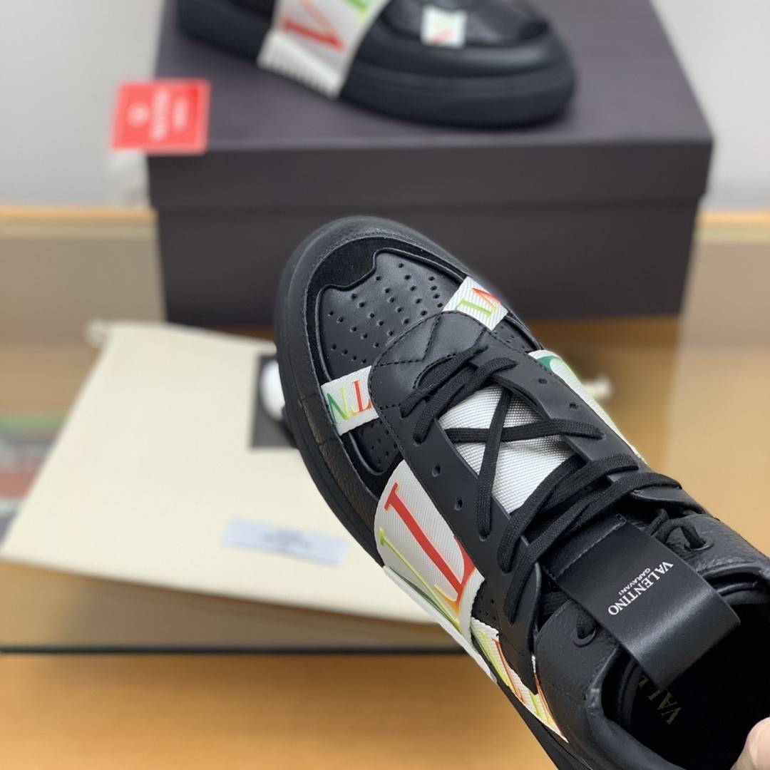 Va1e*ntin0 high-top sneakers