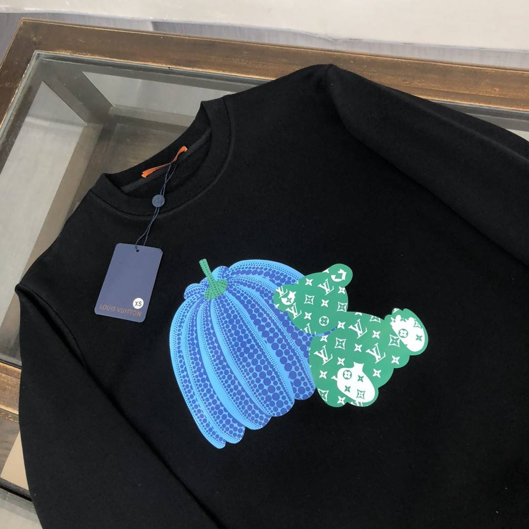 L0vis Vvtt0n 2023 new autumn and winter couples style round neck sweatshirt