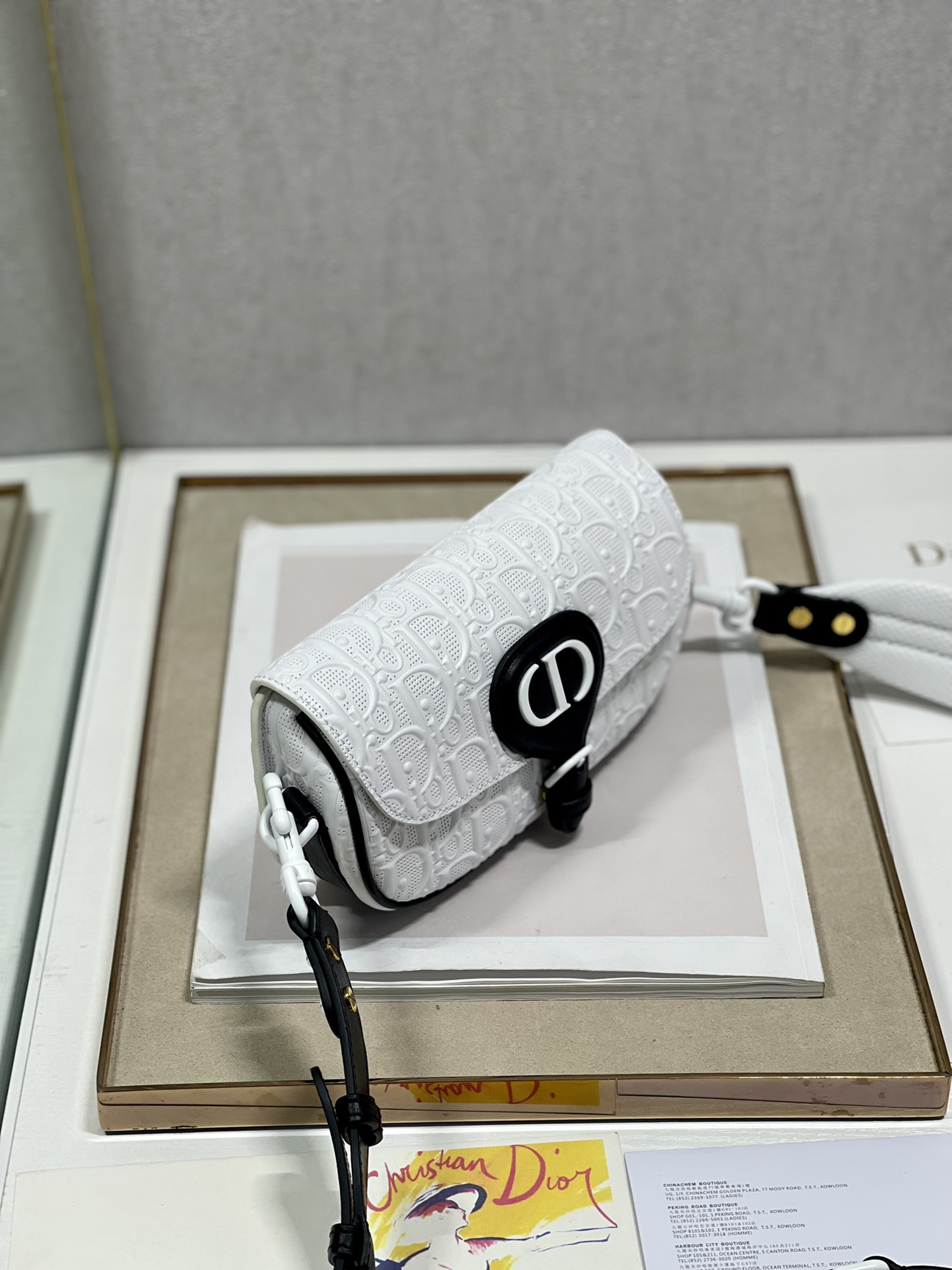 D10r Bobby East-west Bag