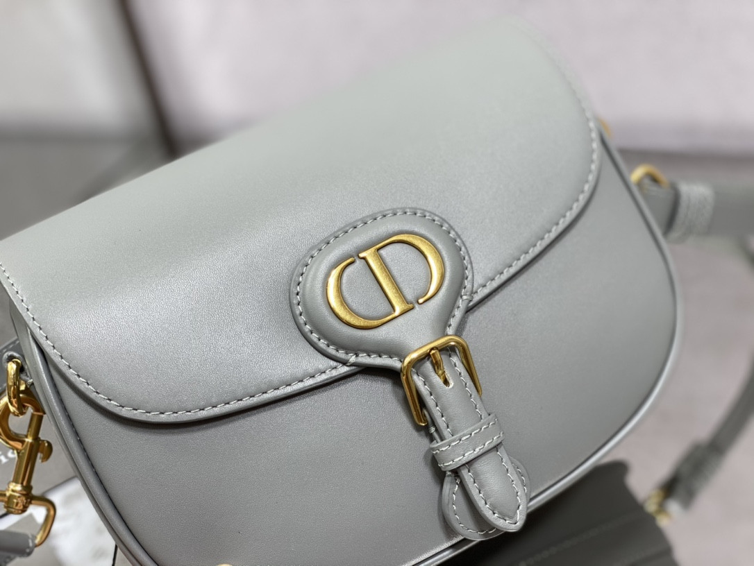 Medium D10r Bobby Bag