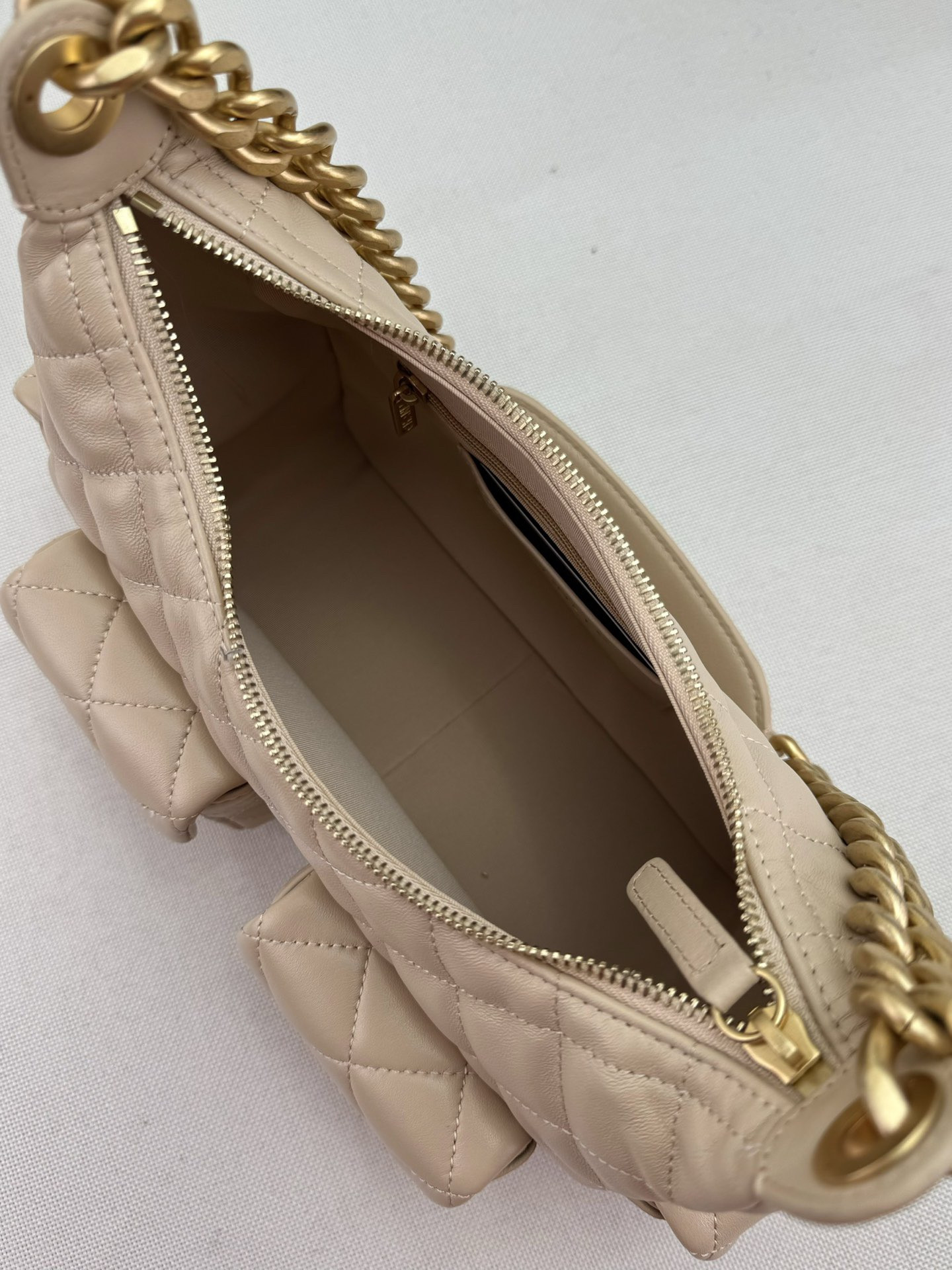 Ch**el 2025ss Hobo Bag 30x12x22cm