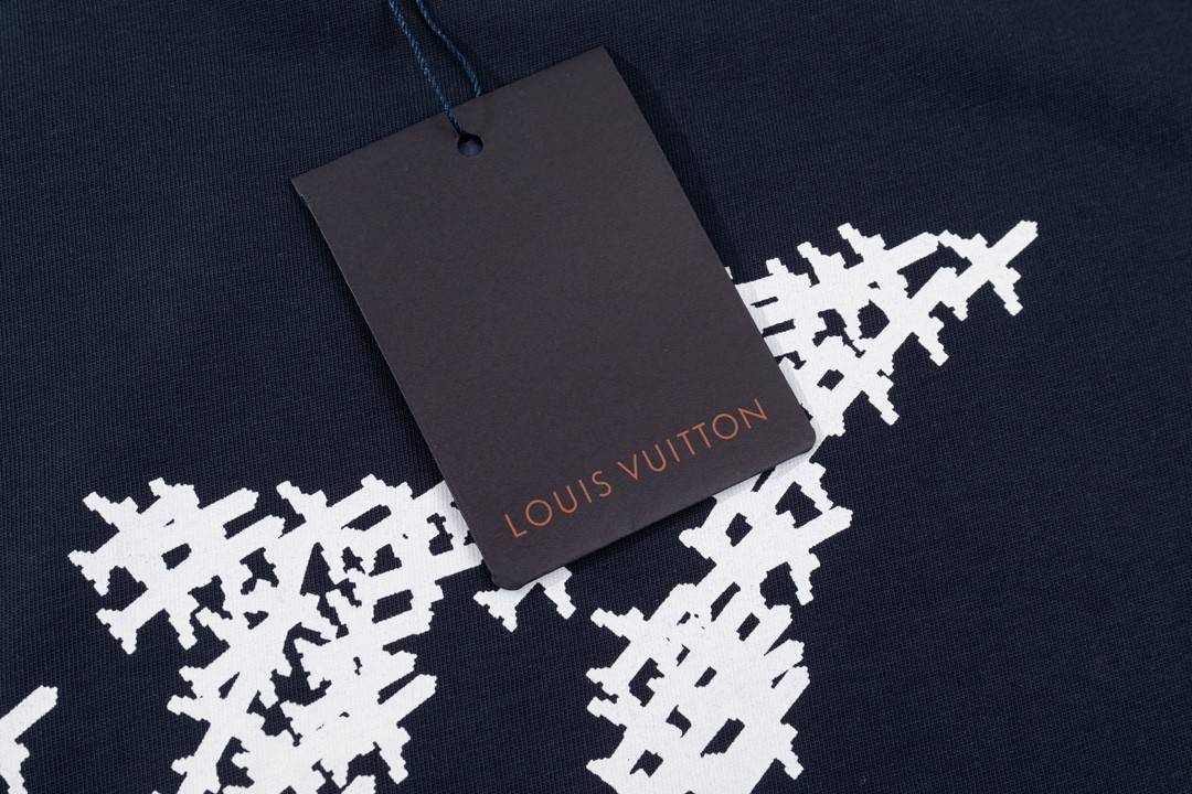 L0vis Vvtt0n 23ss small plane full print pattern gold classic T-shirt