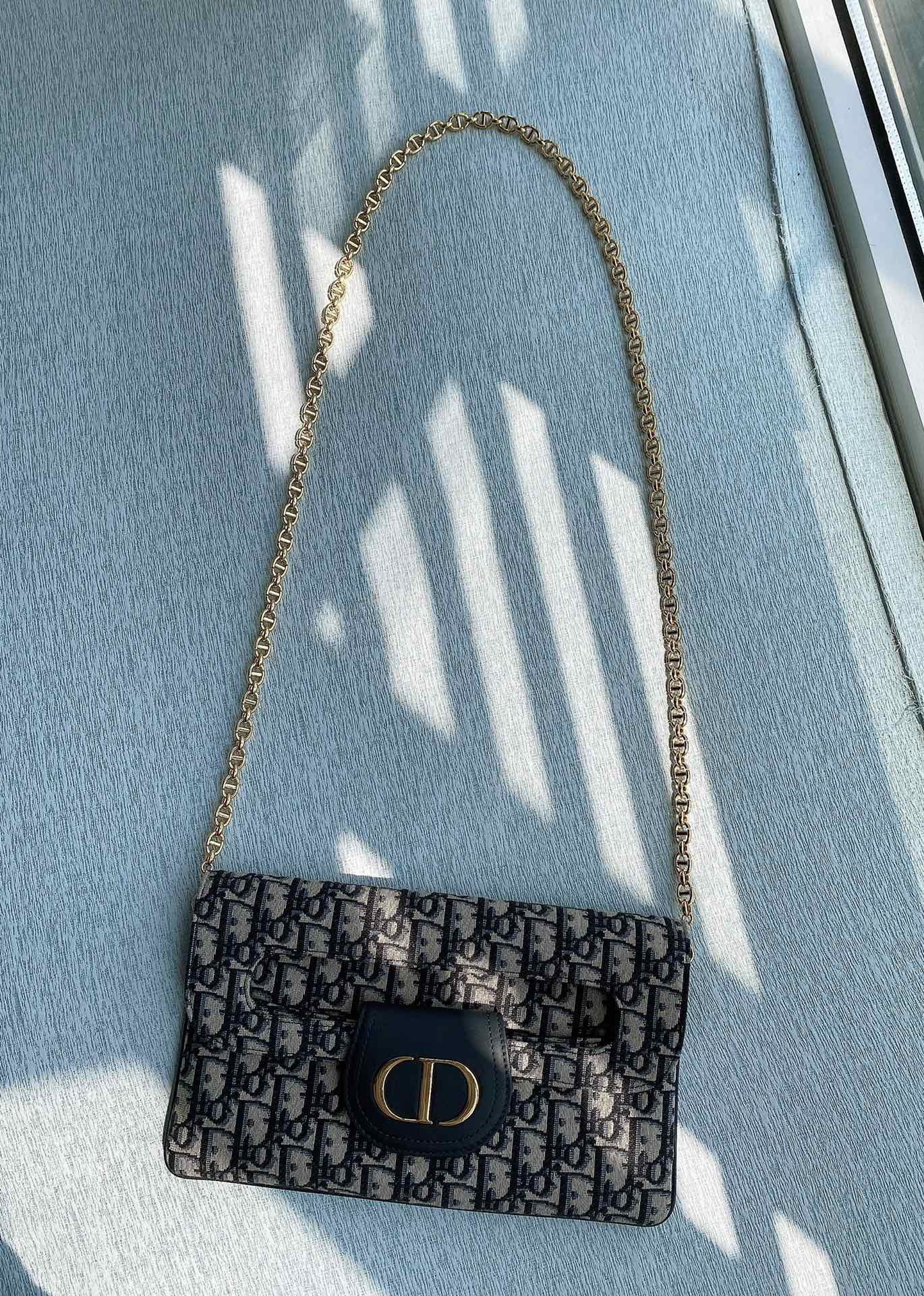 D10r Mini Travel Vanity