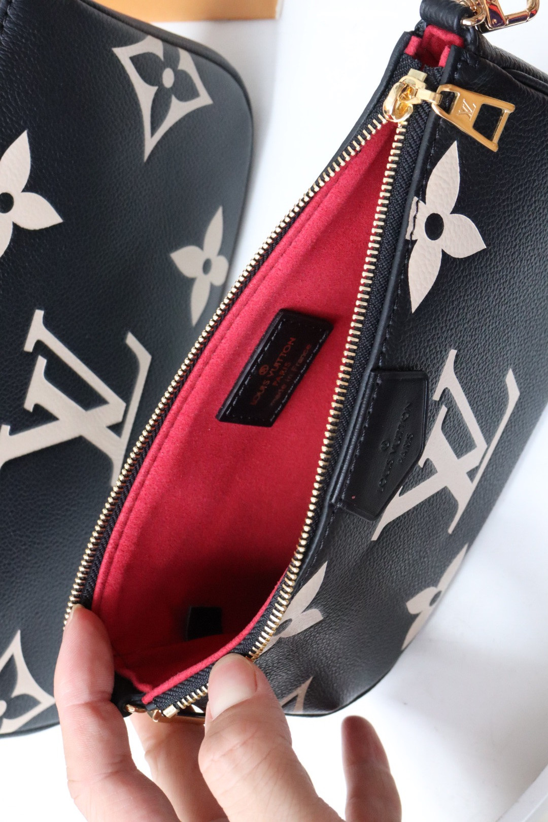 L0vis Vvtt0n Multi Pochette Accessories Bag