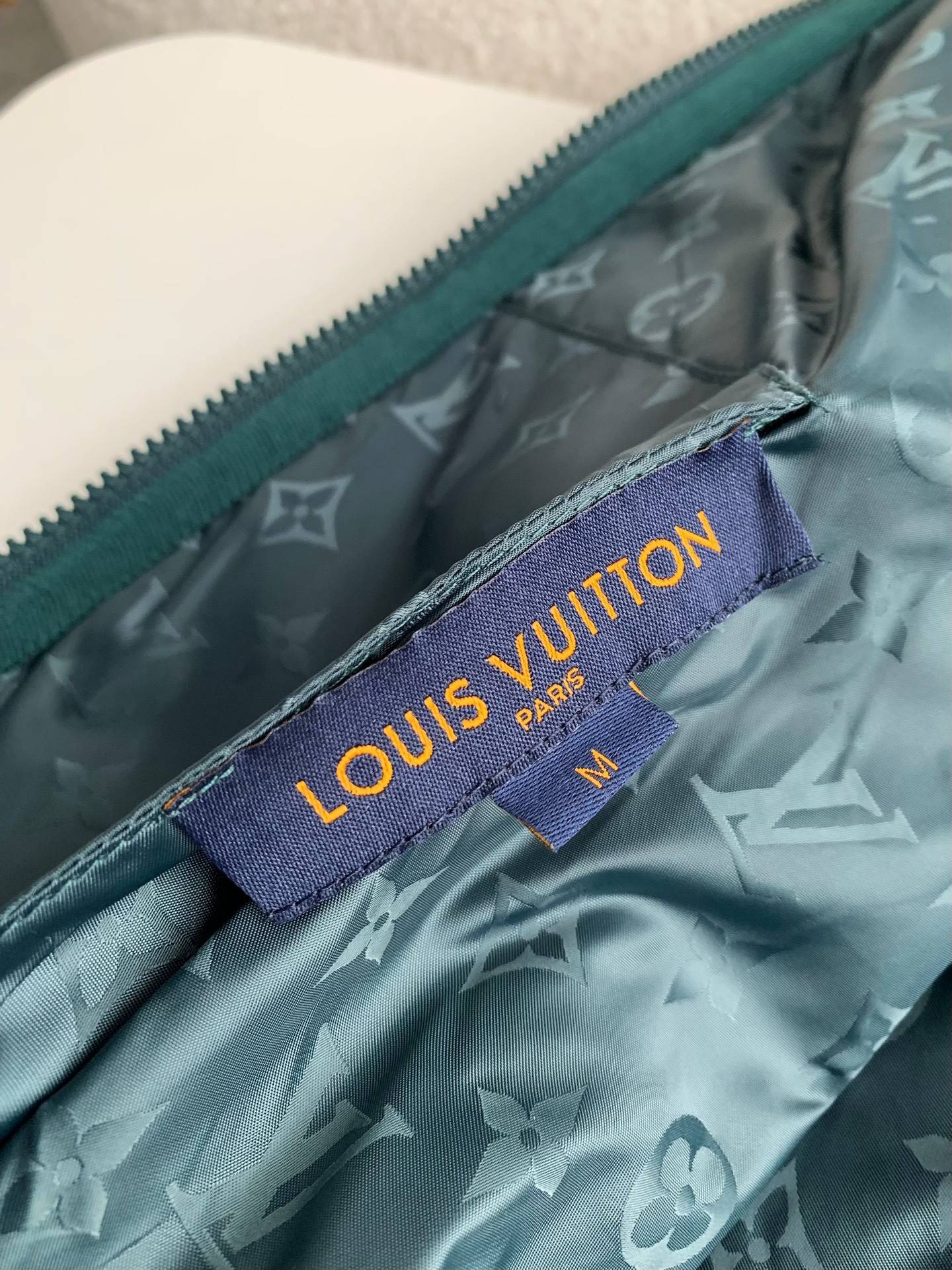 L0vis Vvtt0n  Jackets
