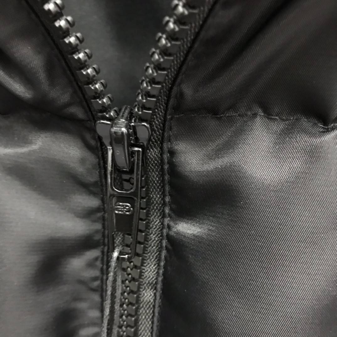 Ba1en*iaga down jacket