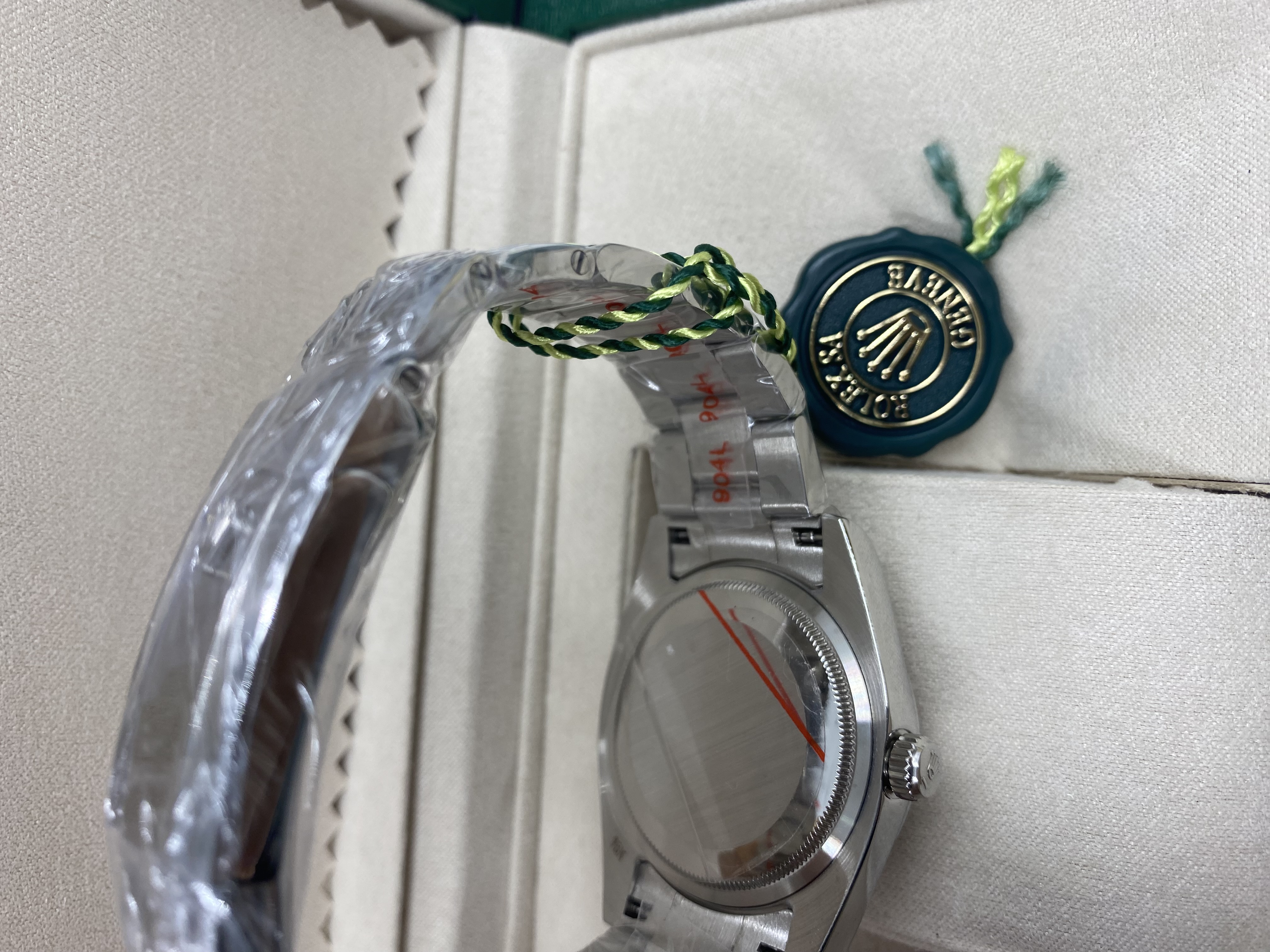 R01ex Oyster Perpetual 41 series watches