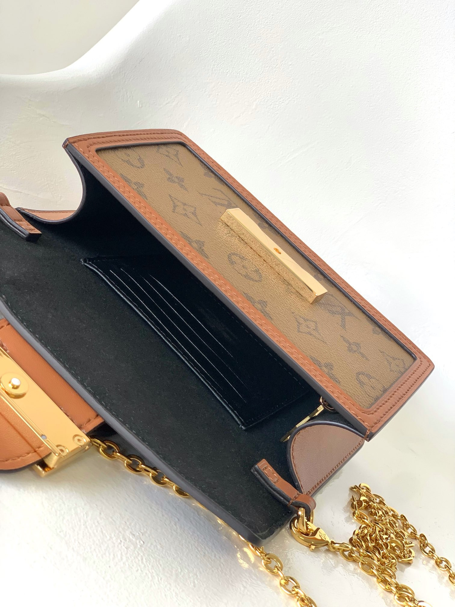 L0vis Vvtt0n Dauphine Bag