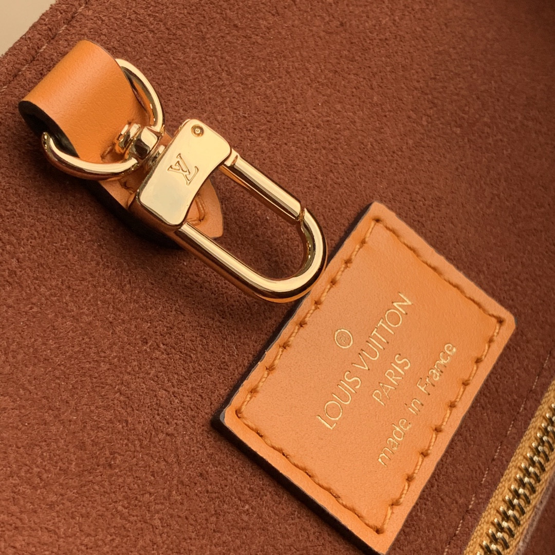 L0vis Vvtt0n Fold Tote Bag