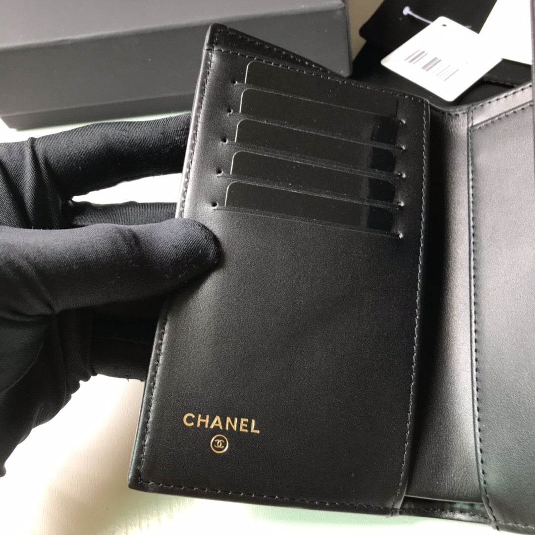 Chanle Flap Wallet