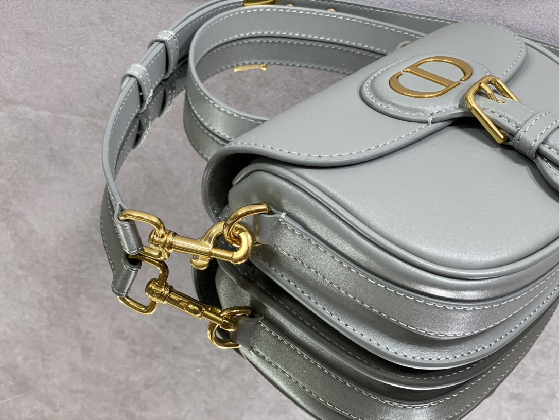 Small D10r Bobby Bag