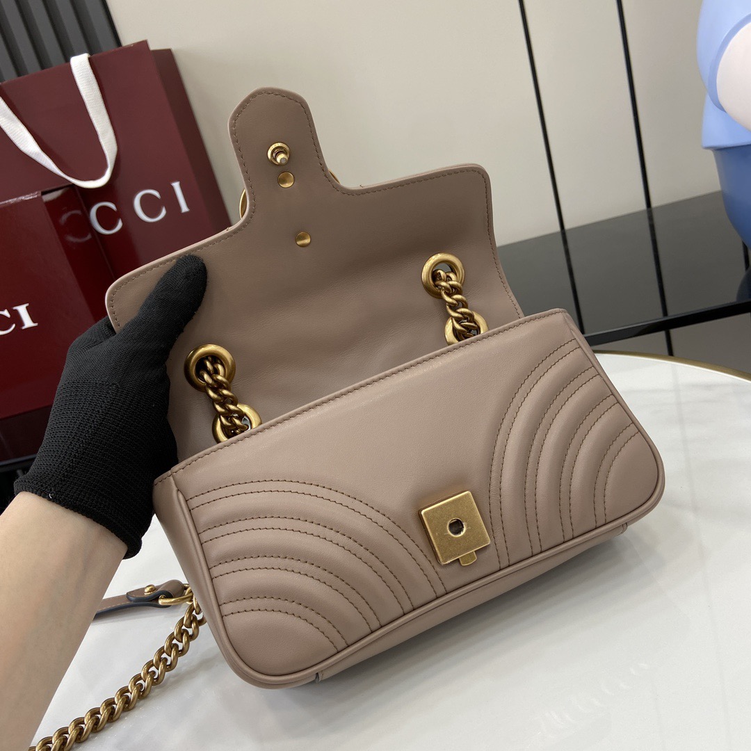 Gvc*1 Marmont series quilted mini handbag model: 446744. Size: 22*13*6cm