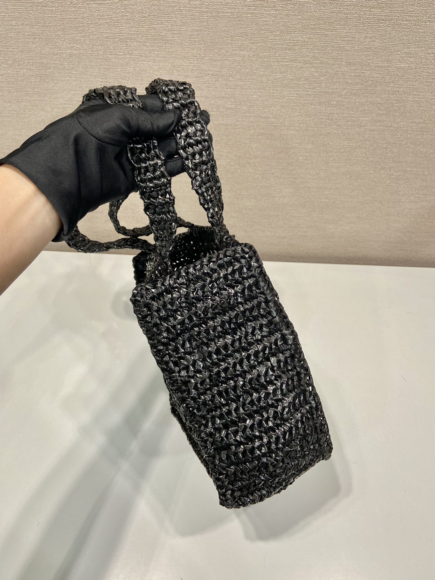 Pra*a Crochet Tote Bag