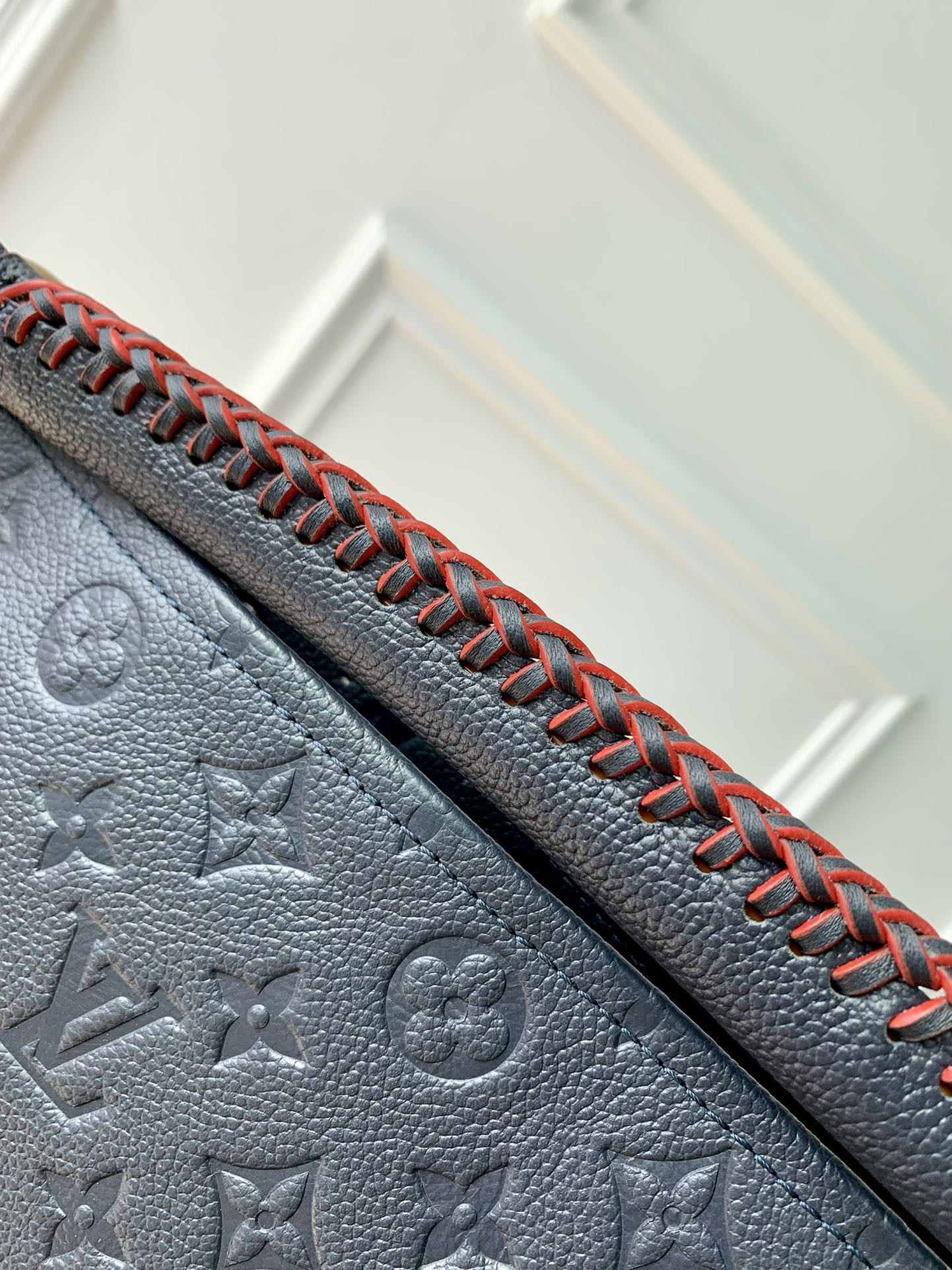 L0vis Vvtt0n Artsy Bag