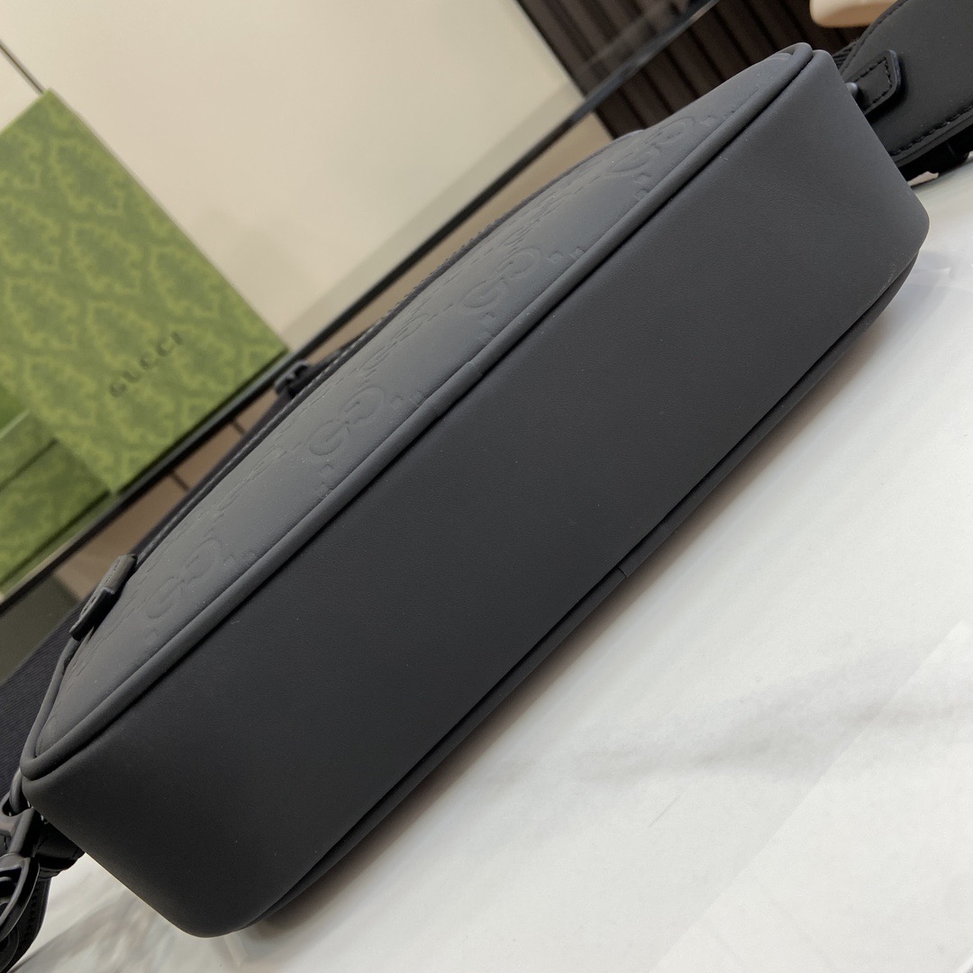 Gvc*1 Crossbody Bags A range of men