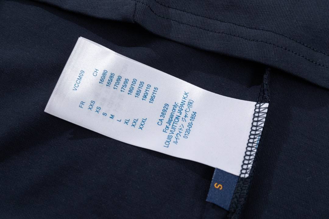 L0vis Vvtt0n 23ss small plane full print pattern gold classic T-shirt