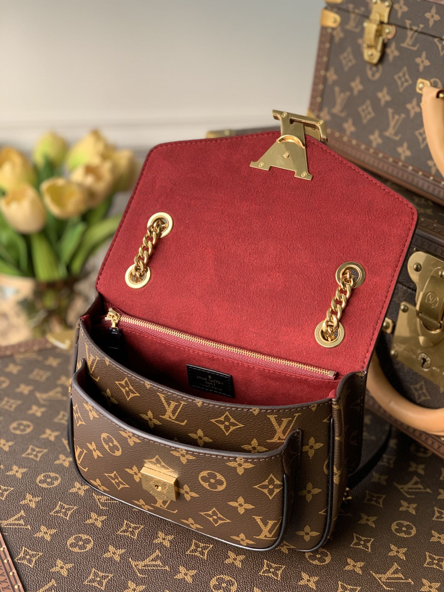 L0vis Vvtt0n Utility Crossbody Bag