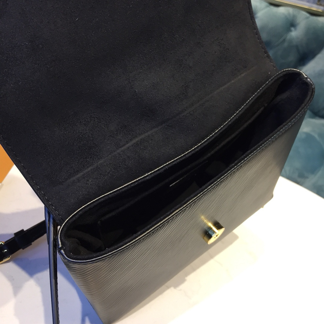 L0vis Vvtt0n Locky Bb Bag