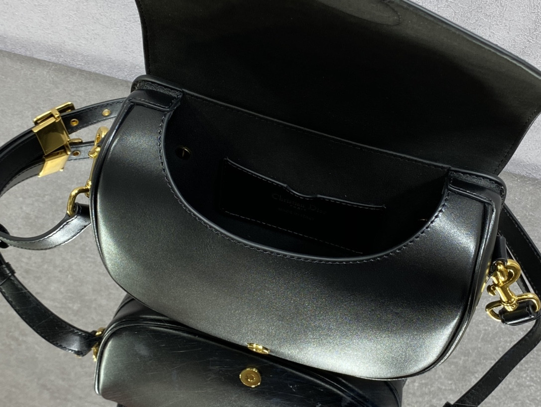 Medium D10r Bobby Bag