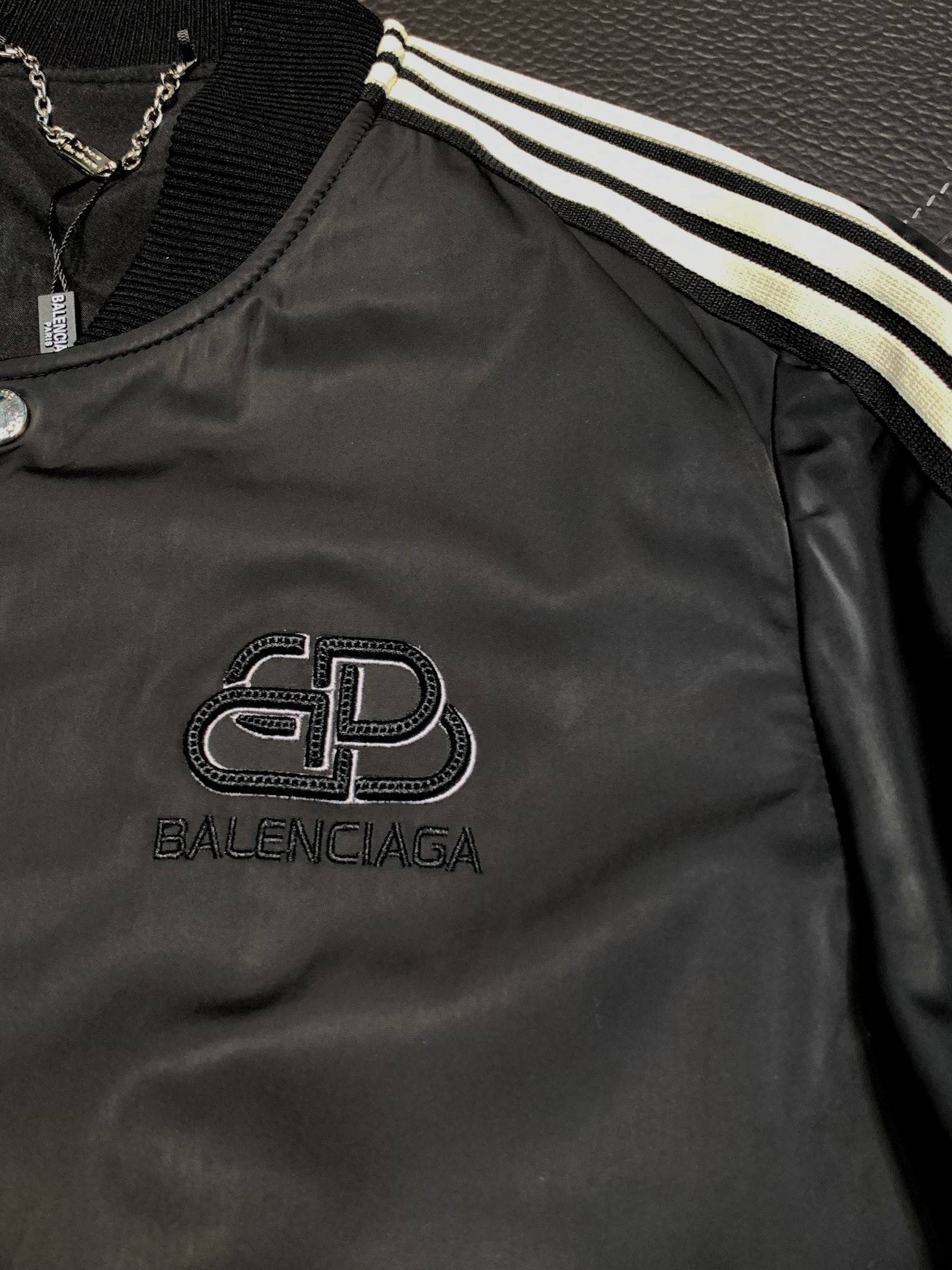 Ba1en*iaga digital print monogram trench coat