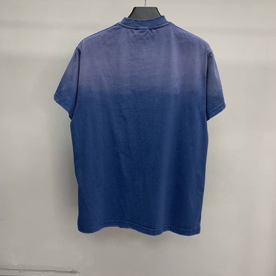 Ba1en*iaga Night View Tower T-shirt