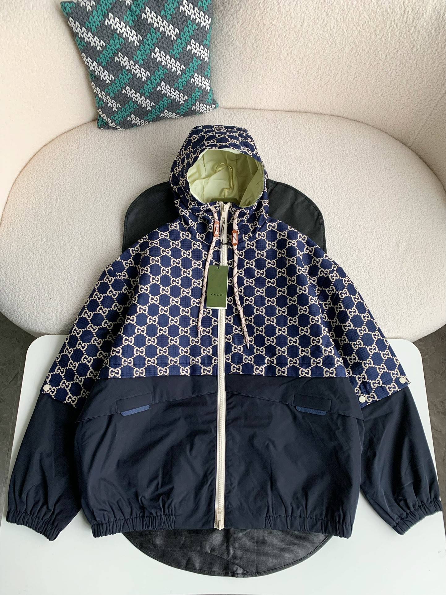 Gvc*1 Jacket