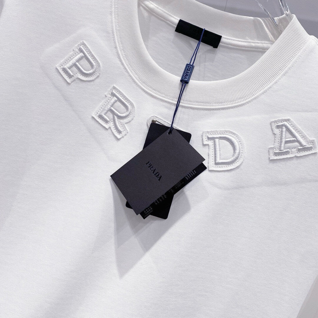 Triangle Pattern 3D Embroidery T Shirt