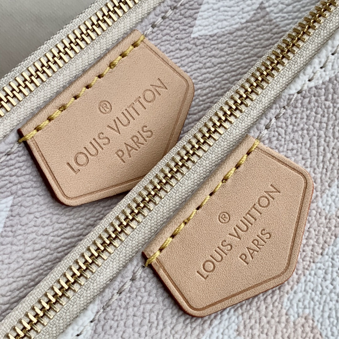 L0vis Vvtt0n Multi Pochette Accessories Bag