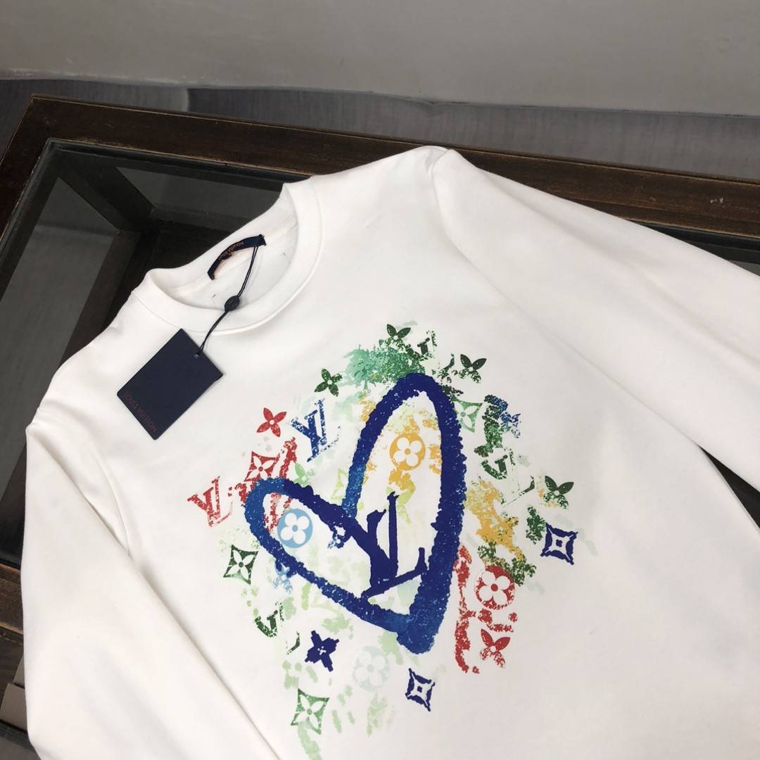 L0vis Vvtt0n 2023 new autumn and winter couples style round neck sweatshirt