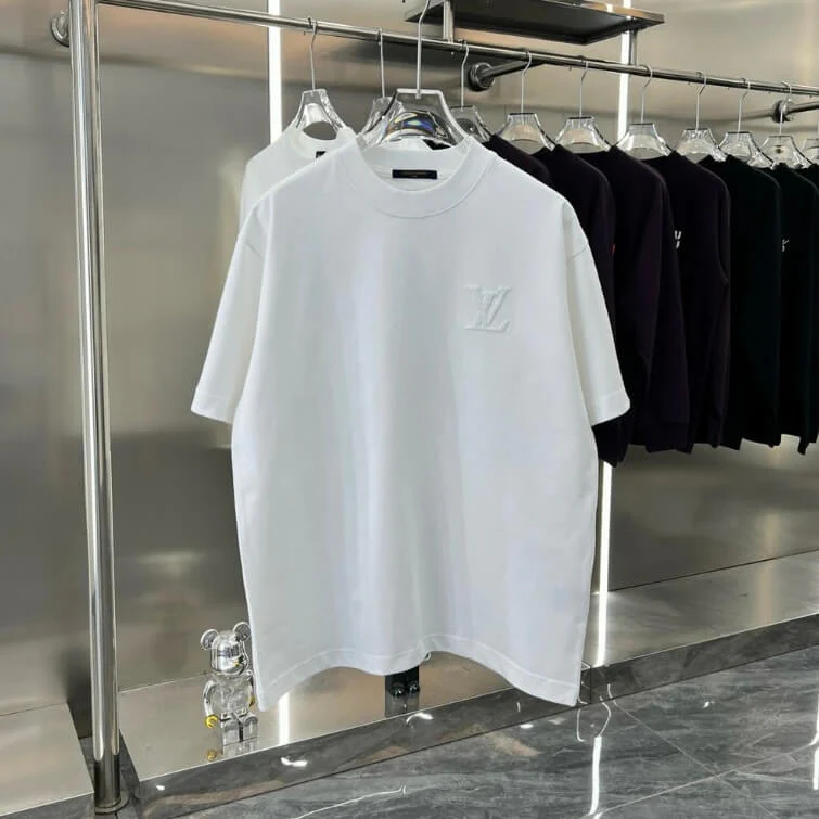 Small Front&Large Back Embroidered T-shirt