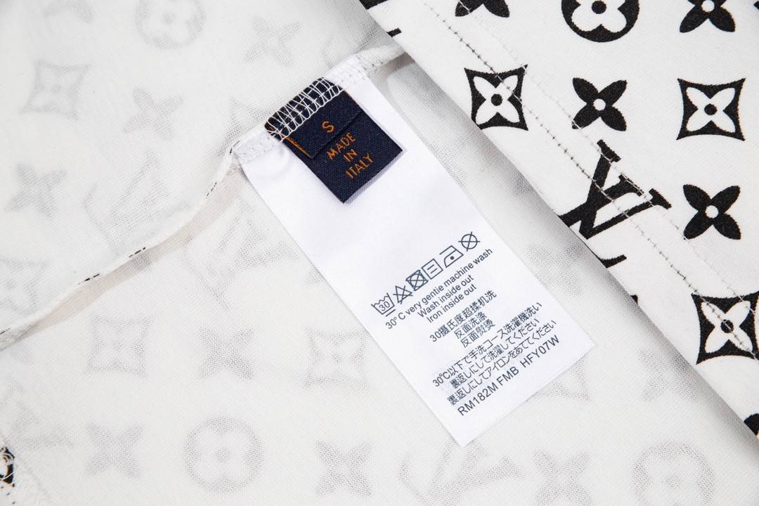 L0vis Vvtt0n 230,000 new T-shirts for spring and summer