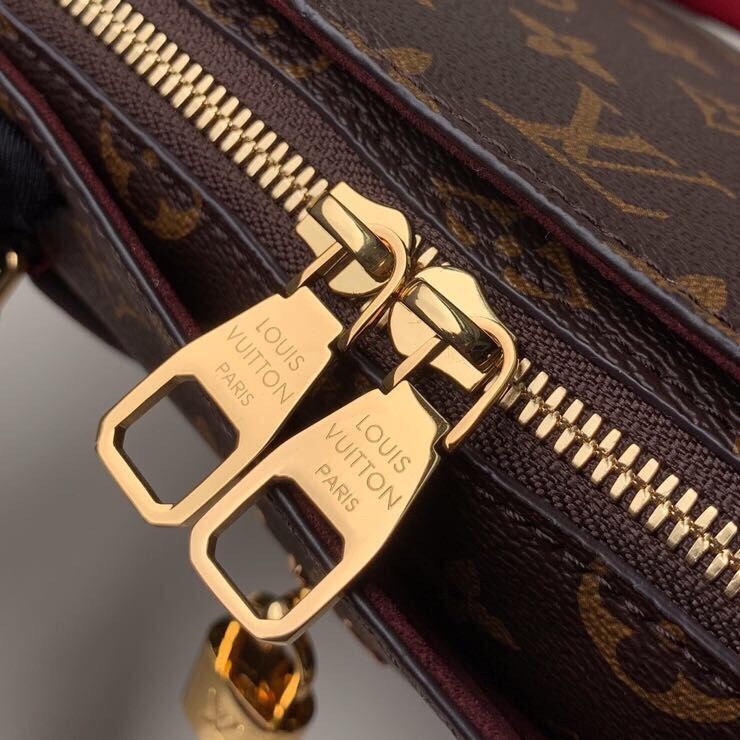 L0vis Vvtt0n Flower Tote Bag