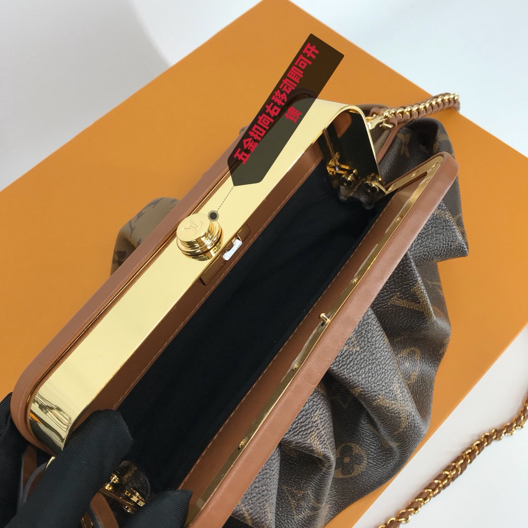 L0vis Vvtt0n Boursicot Ew Bag