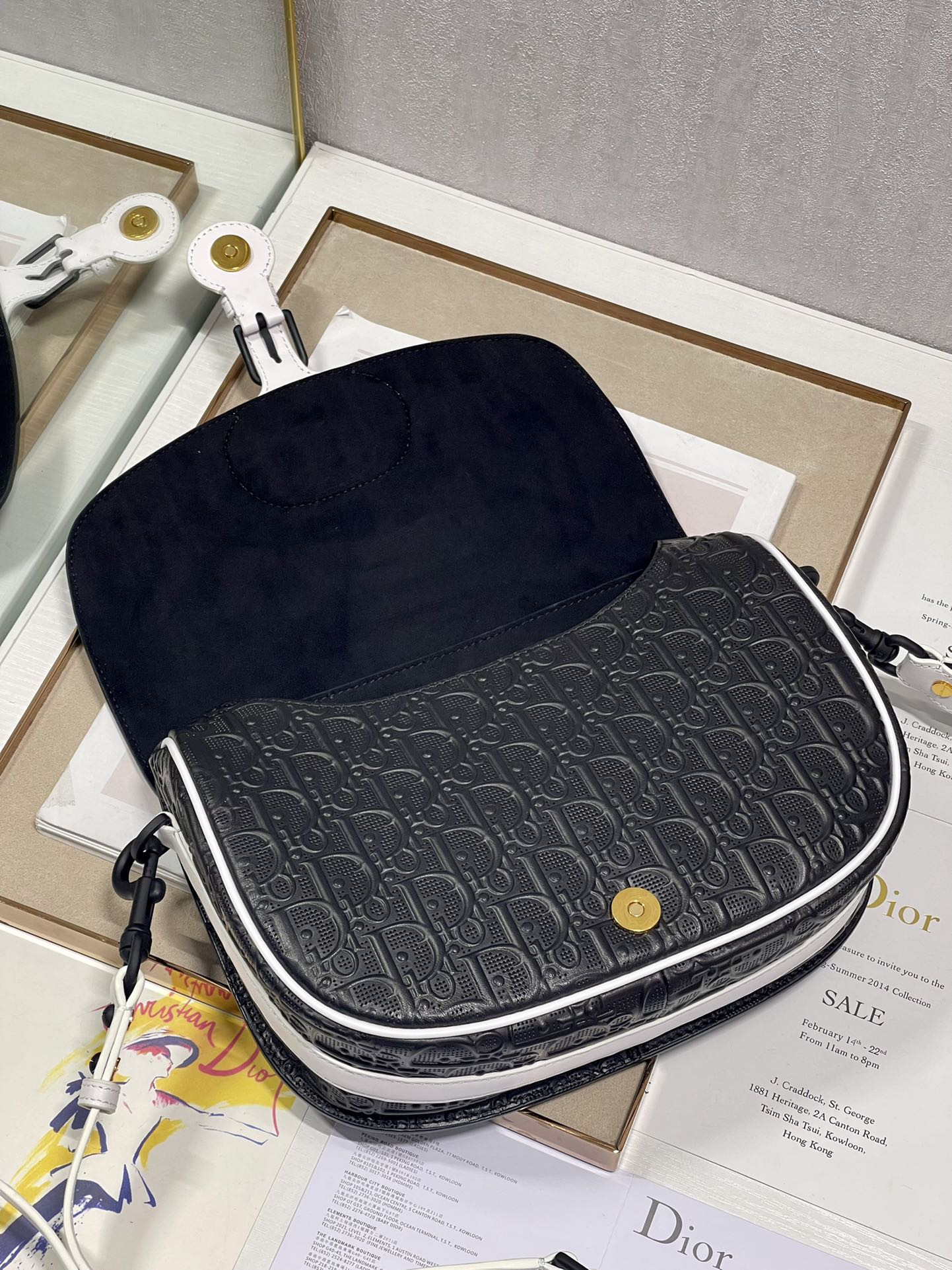 Large D10r Bobby Bag