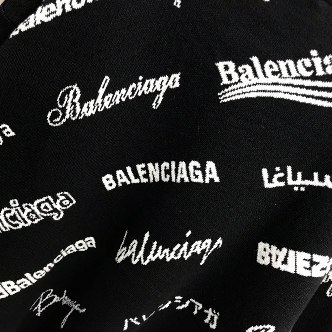 Ba1en*iaga letter sweater