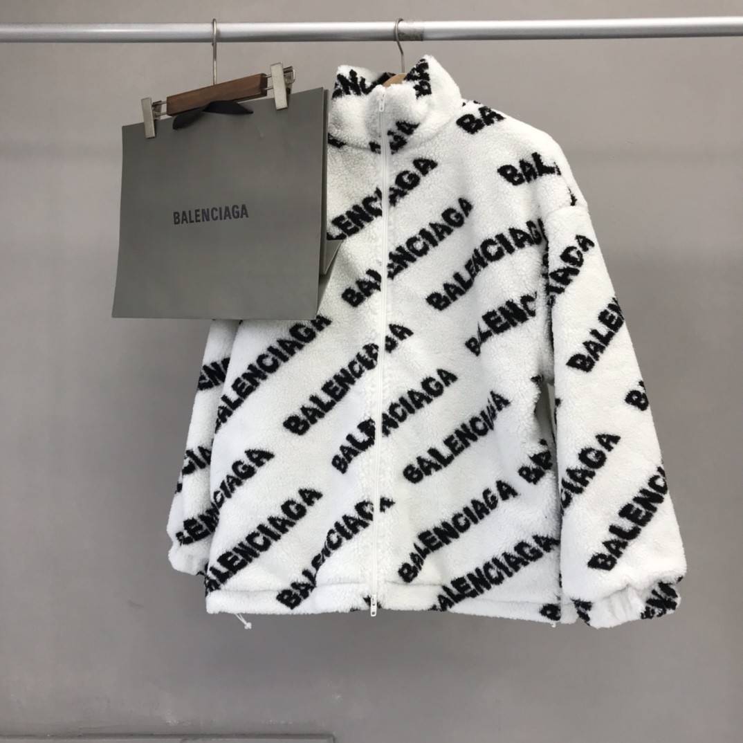 Ba1en*iaga lambskin jacket