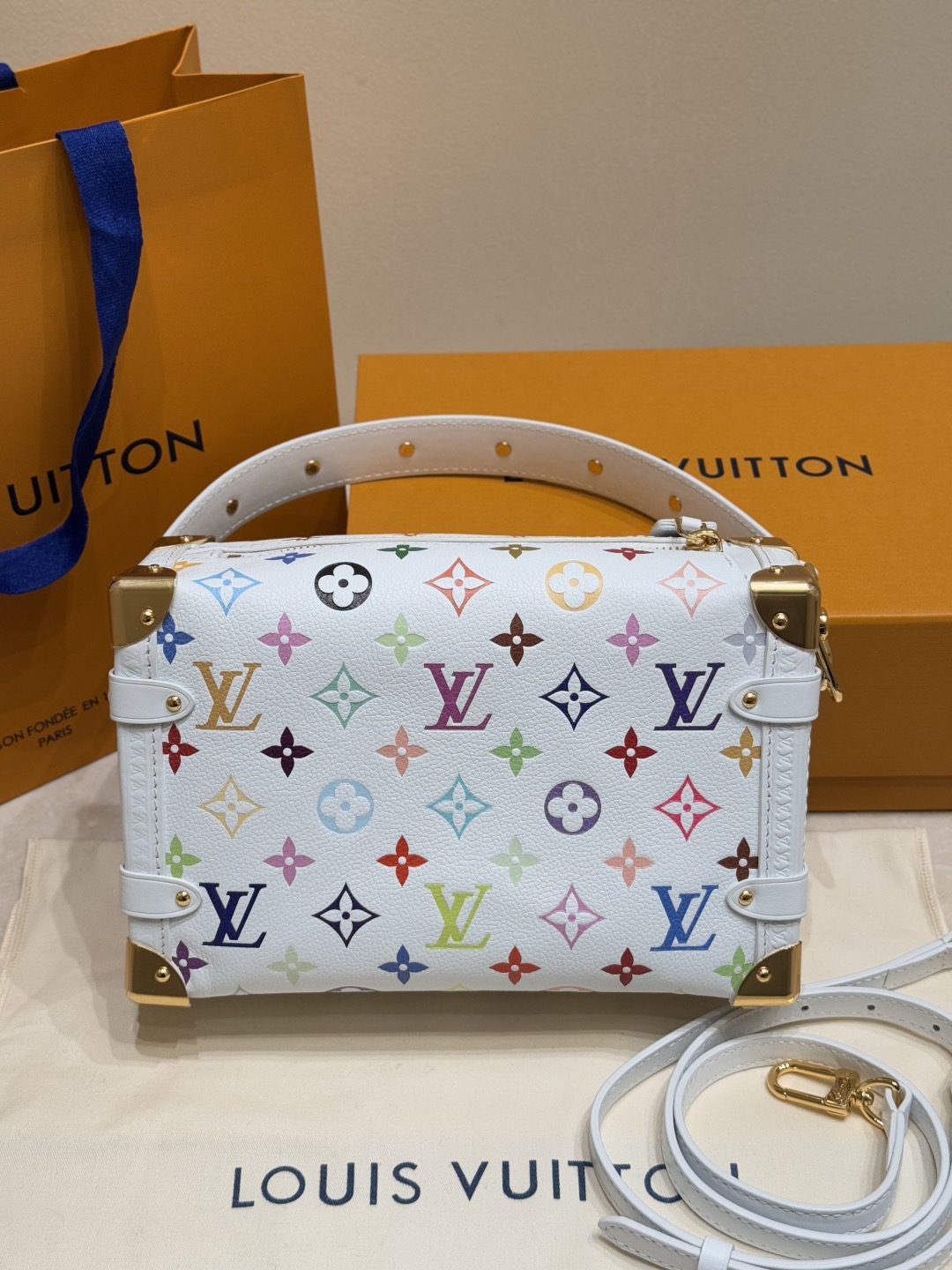 L*V x Takashi Murakami SIDE TRUNK