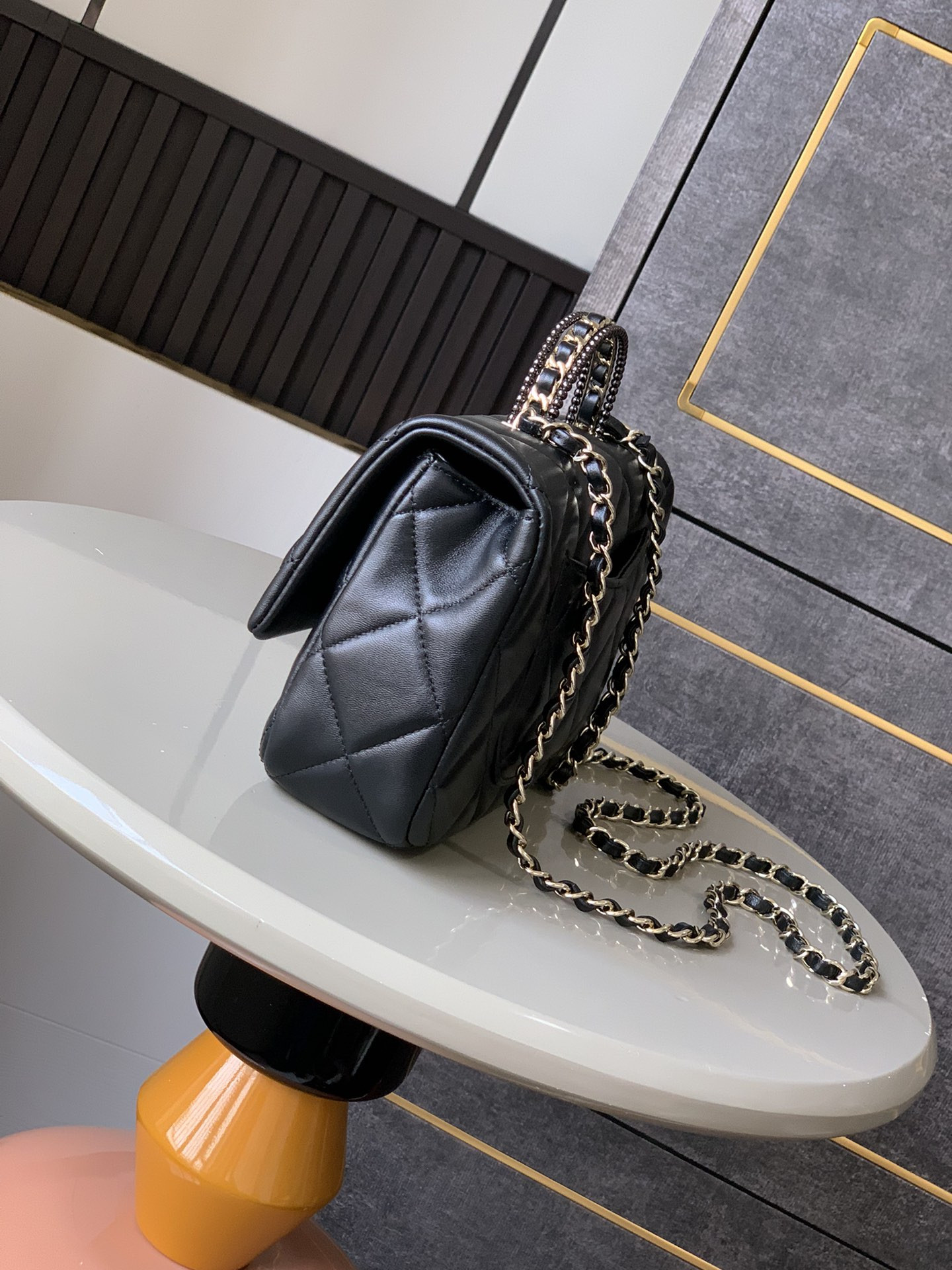 Ch**el 25p Classic Hand Bag With Gold Handware