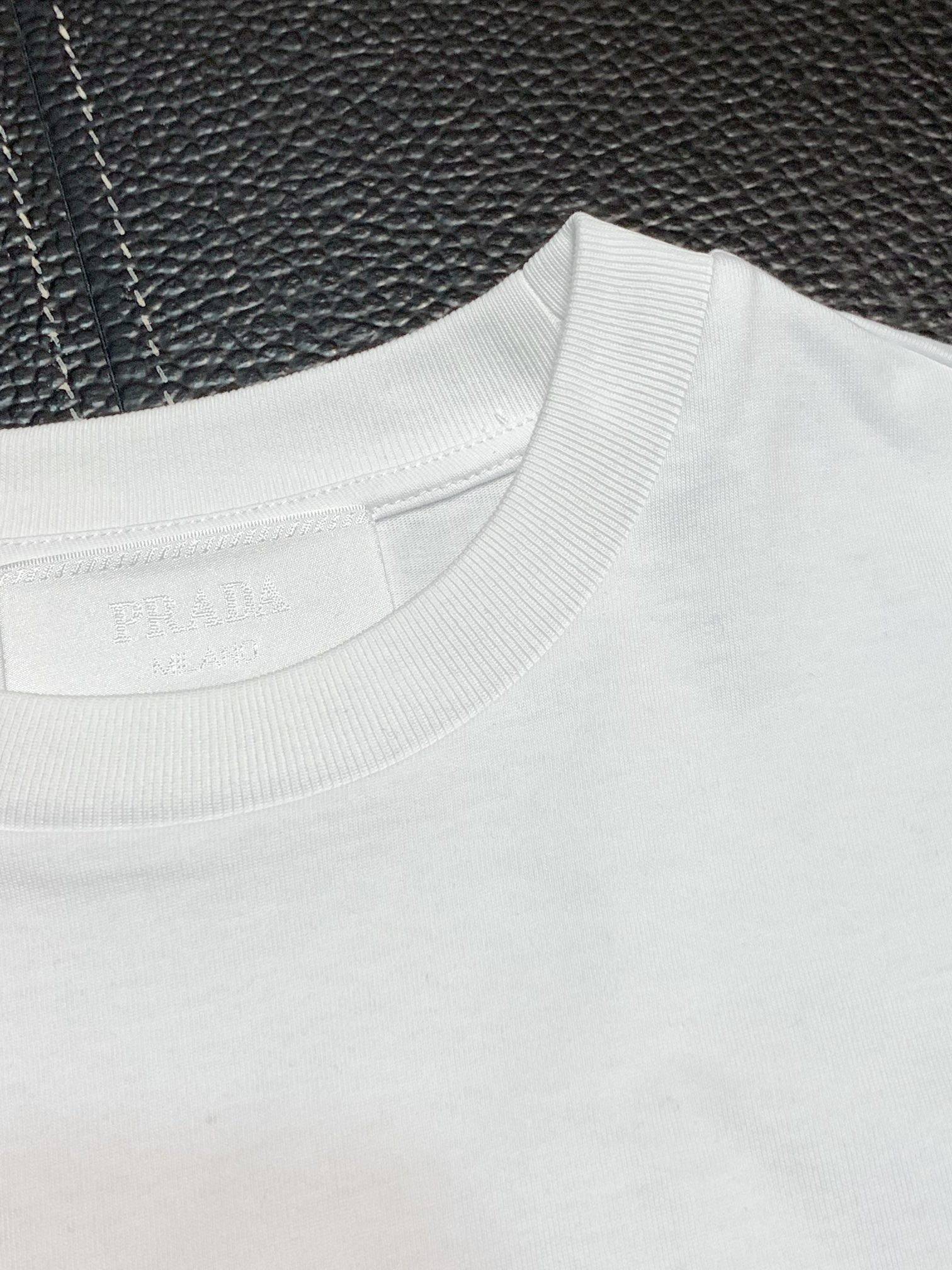 Pra*a casual sweatshirt