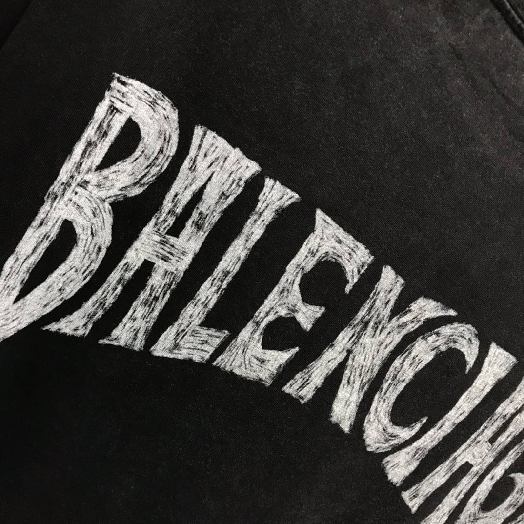 Ba1en*iaga graffiti T-shirt