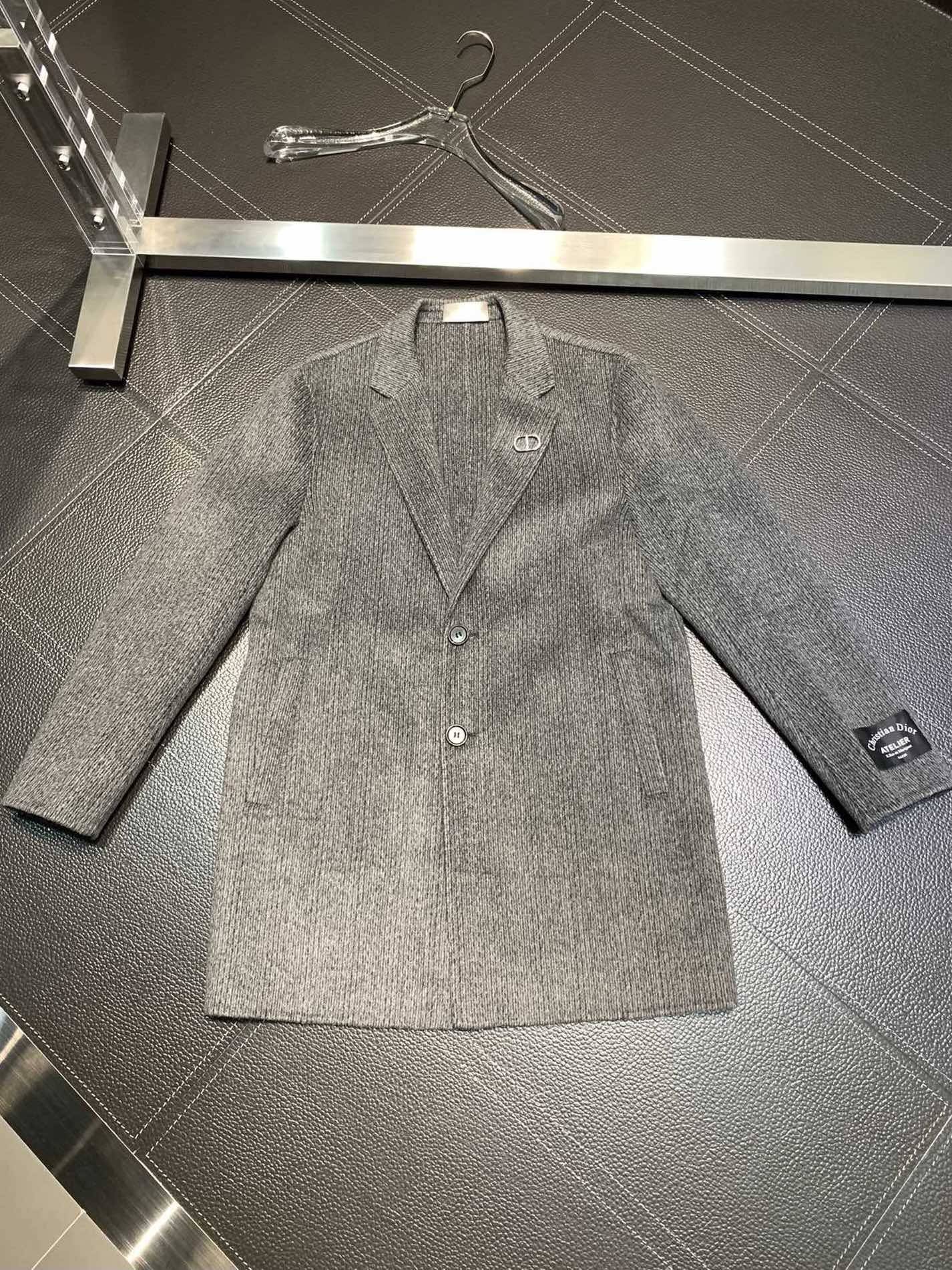 D10r men's lambswool coat