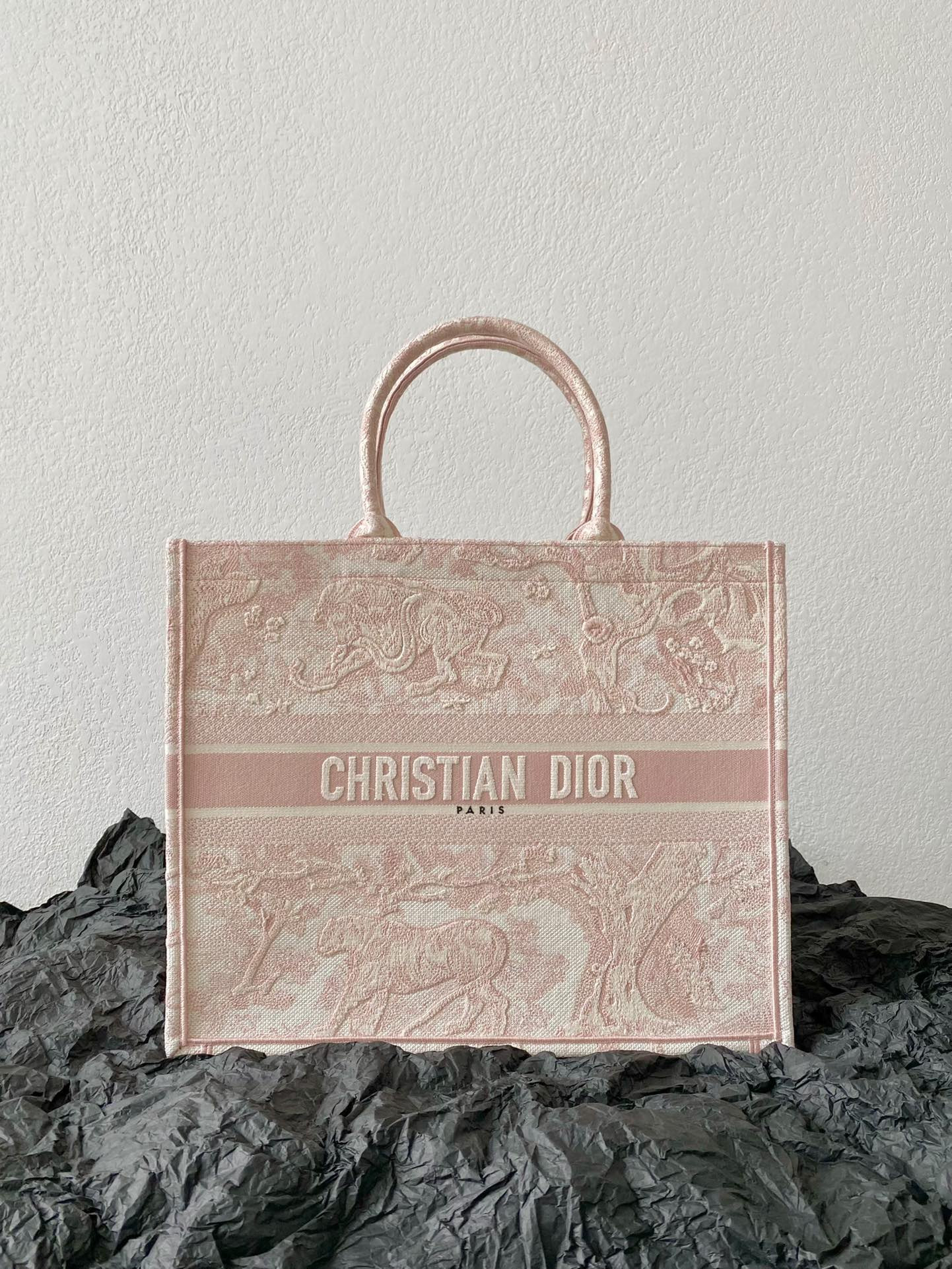Large D10r Book Tote