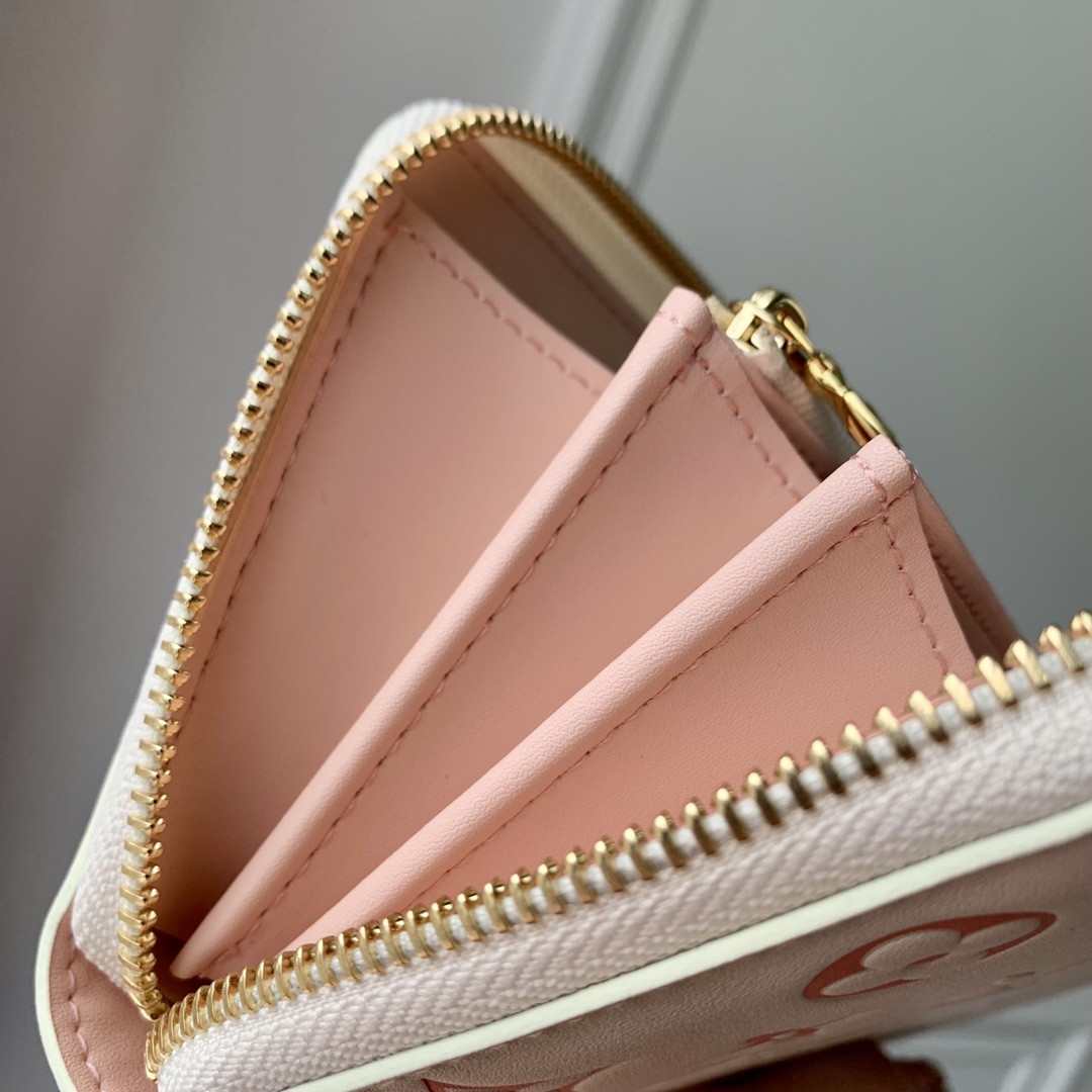 L0vis Vvtt0n Zippy Bag