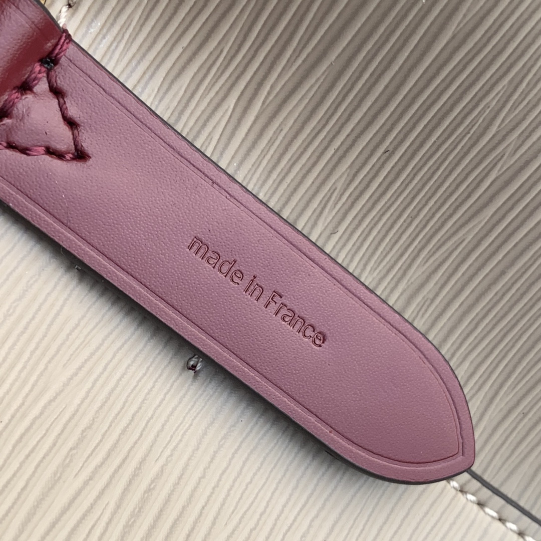 L0vis Vvtt0n Néonoé Bag