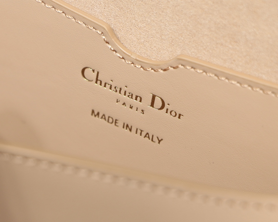 D10r Bobby East-west Bag