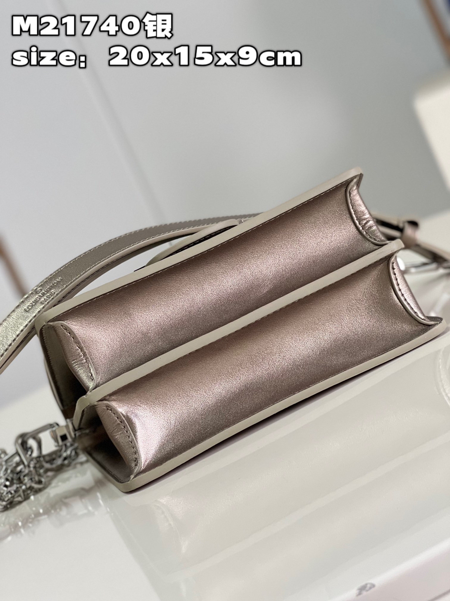 L0vis Vvtt0n Dauphine Bag