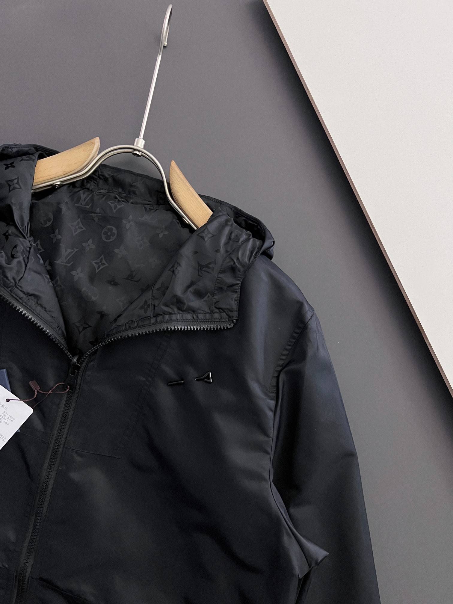 L0vis Vvtt0n 24 new double-sided printed Presbyterian jacket