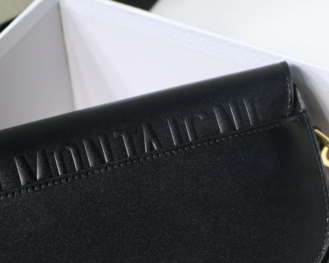 D10r Bobby East-west Bag